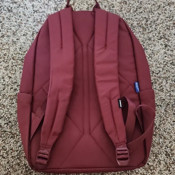 Thule Indago 23L Deep Red Backpack - Picture 2 of 8